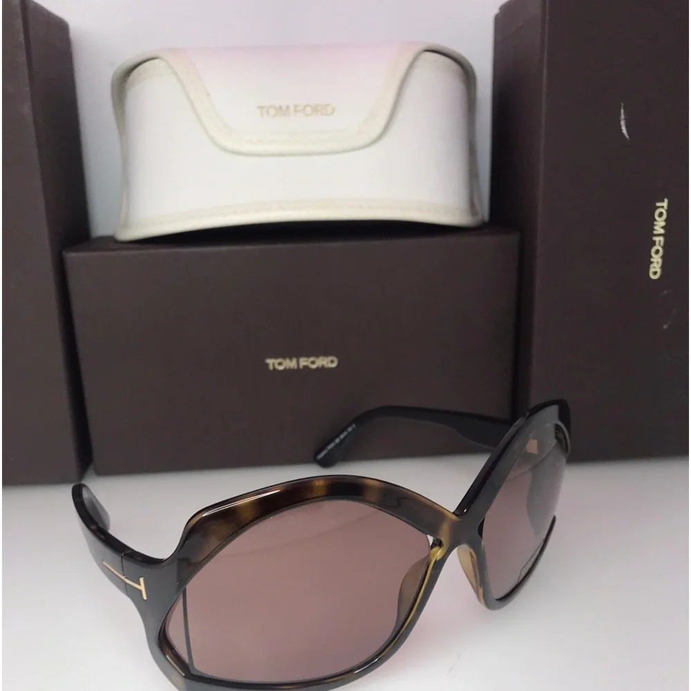 New - TOM FORD CHEYENNE TF903 52E Oversized Sunglasses